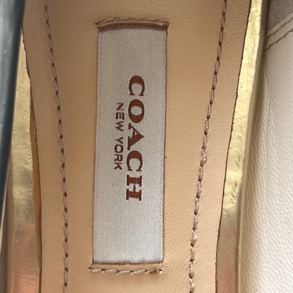 Coach Leather Pumps - Picture 2 of 4
